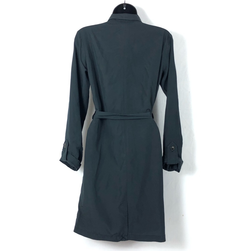 Divided Dark Gray Robe - Picture 4 of 8